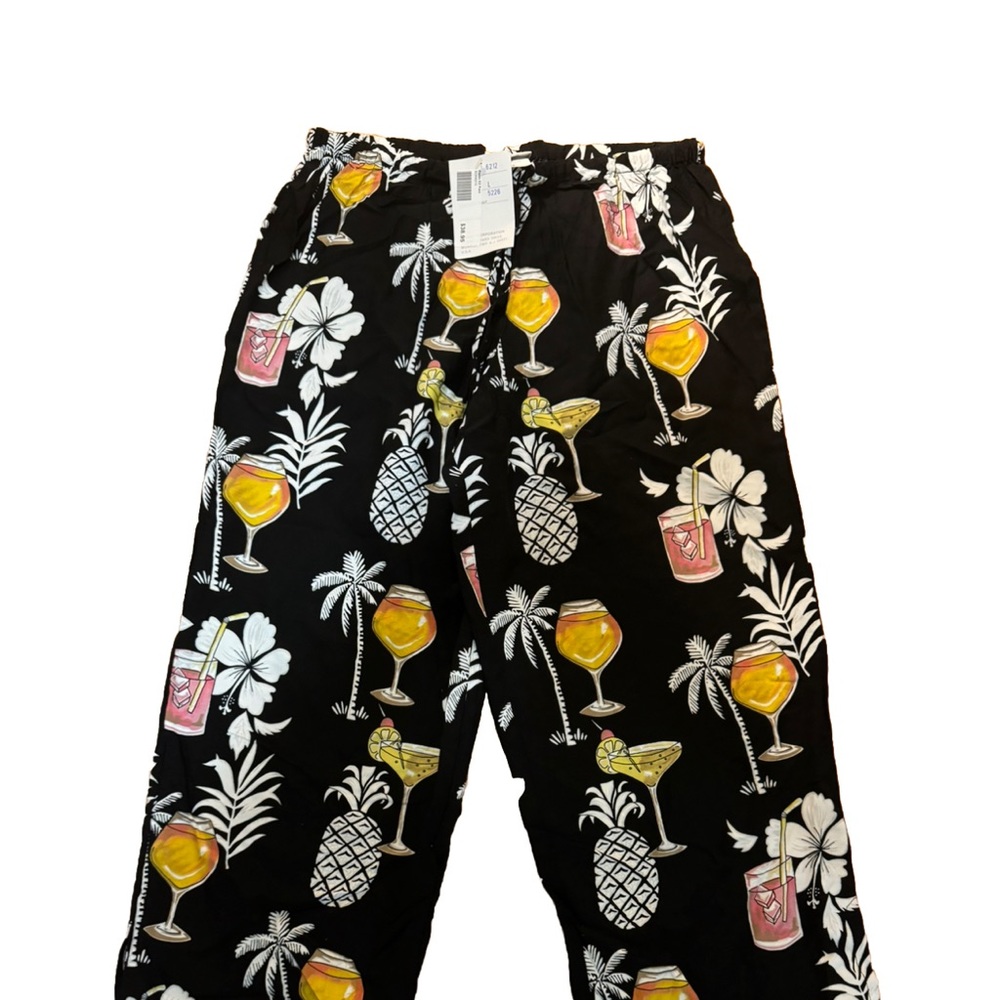 Woman’s peppermint Bay lounge pants size large new tags